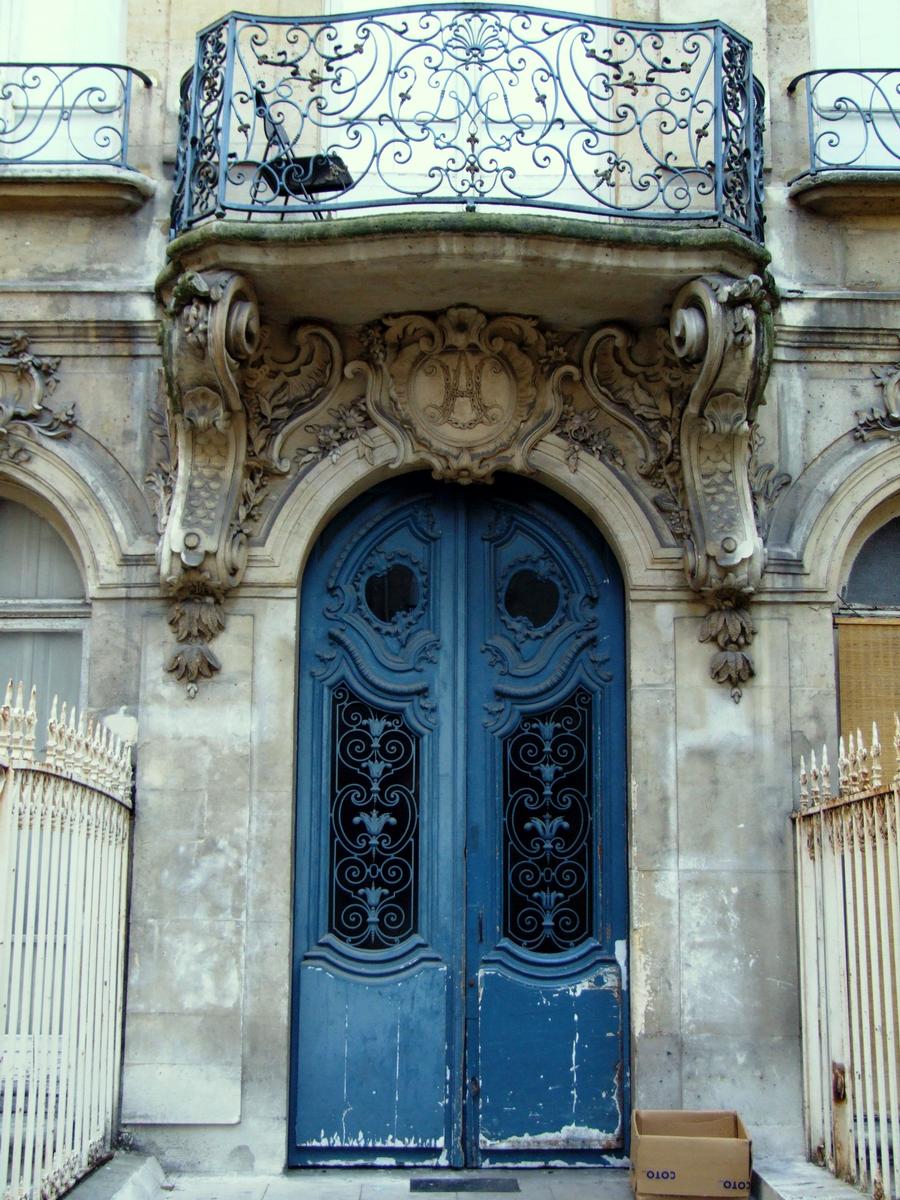 Paris 2ème arrondissement - Hôtel dans la cour du 226 rue Saint-Denis 