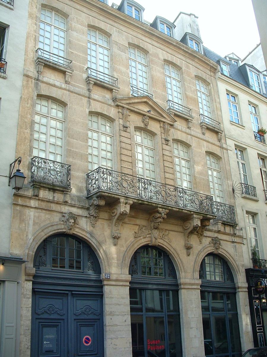 Paris - Hôtel Hénault de Cantorbe (Maison européenne de la Photographie) - Façade sur la rue François-Miron - Ensemble 
