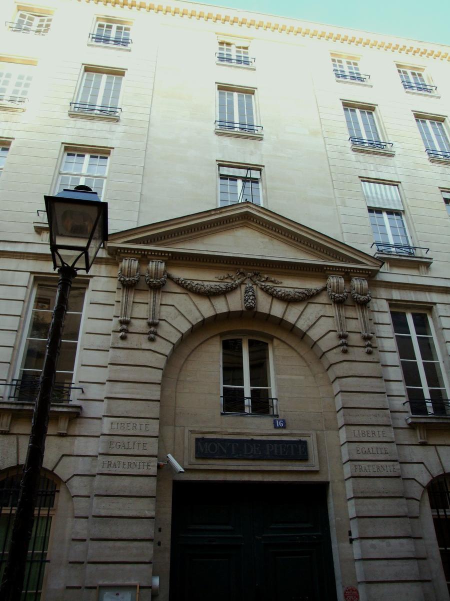 Fiche média no. 77443 Paris 4 ème arrondissement - Crédit Municipal, ancien Mont-de-Piété - Façade sur la rue des Blancs-Manteaux construite par Jacques-Antoine Payen vers 1780