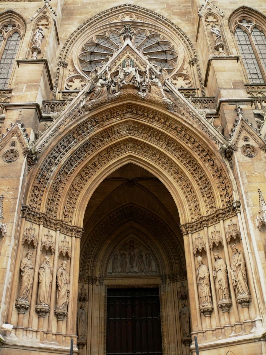 Paris - Basilique Sainte-Clotilde-Sainte-Valère 