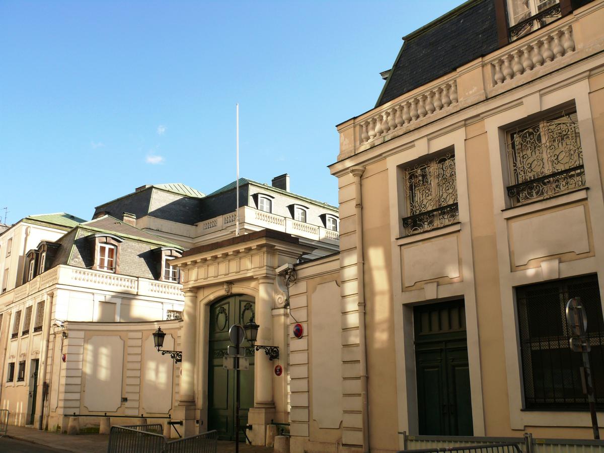 Paris - 7ème arrondissement - Grand Hôtel d'Estrées, résidence de l'ambassadeur de Russie Paris - 7 ème arrondissement - Grand Hôtel d'Estrées, résidence de l'ambassadeur de Russie
