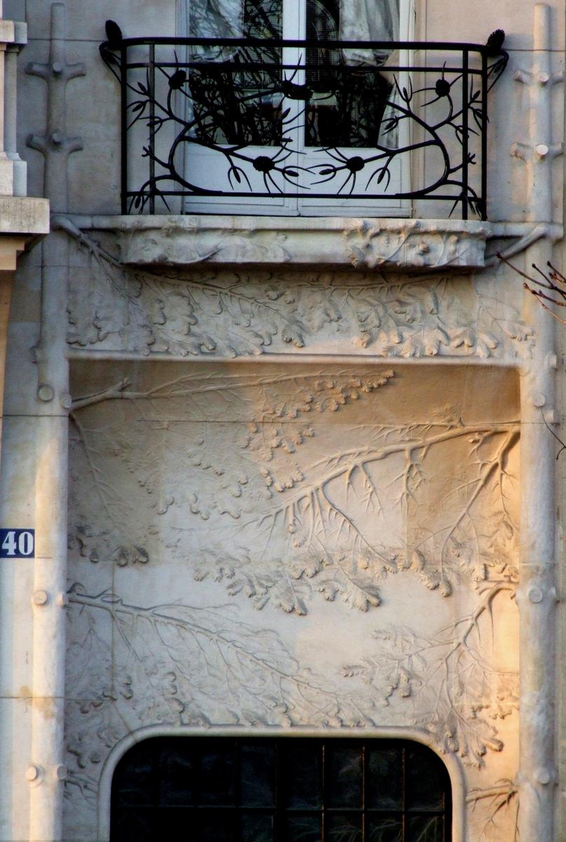 Fiche média no. 78302 Paris 8 ème arrondissement - Ancien hôtel Lalique, 40 cours Albert-I er par René Lalique et Freiner - Décoration autour de la porte