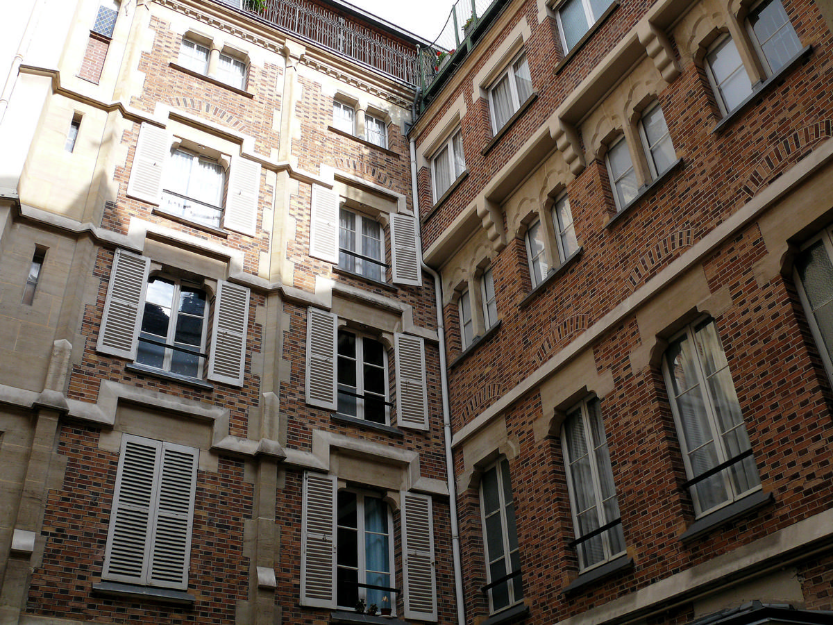 Paris 8ème arrondissement - Immeuble 28 rue de Liège - Bâtiment sur cour 