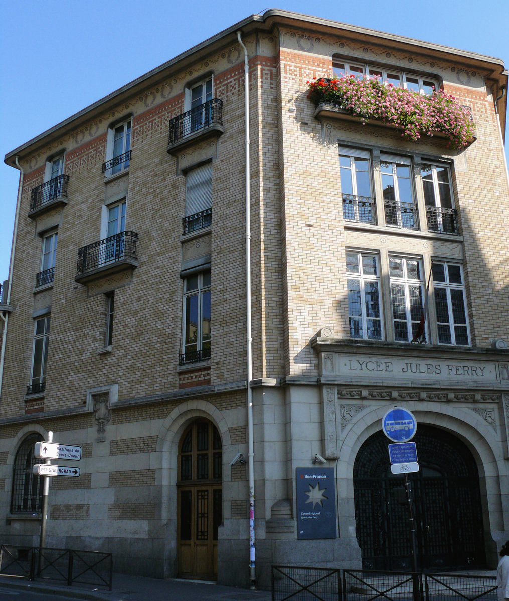 Lycée Jules Ferry (Paris ( 9 ème ), 1913)  Structurae