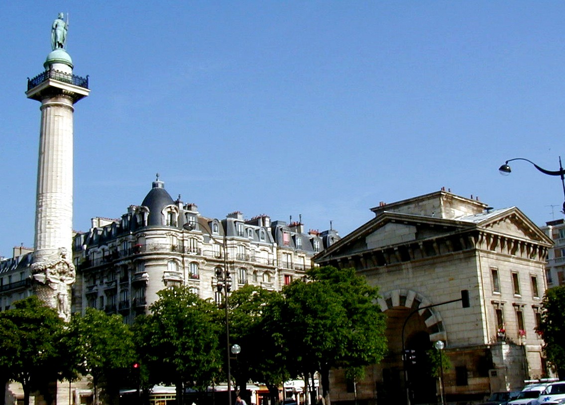 Paris - Place de la Nation: Barrière du Trône und Säule 