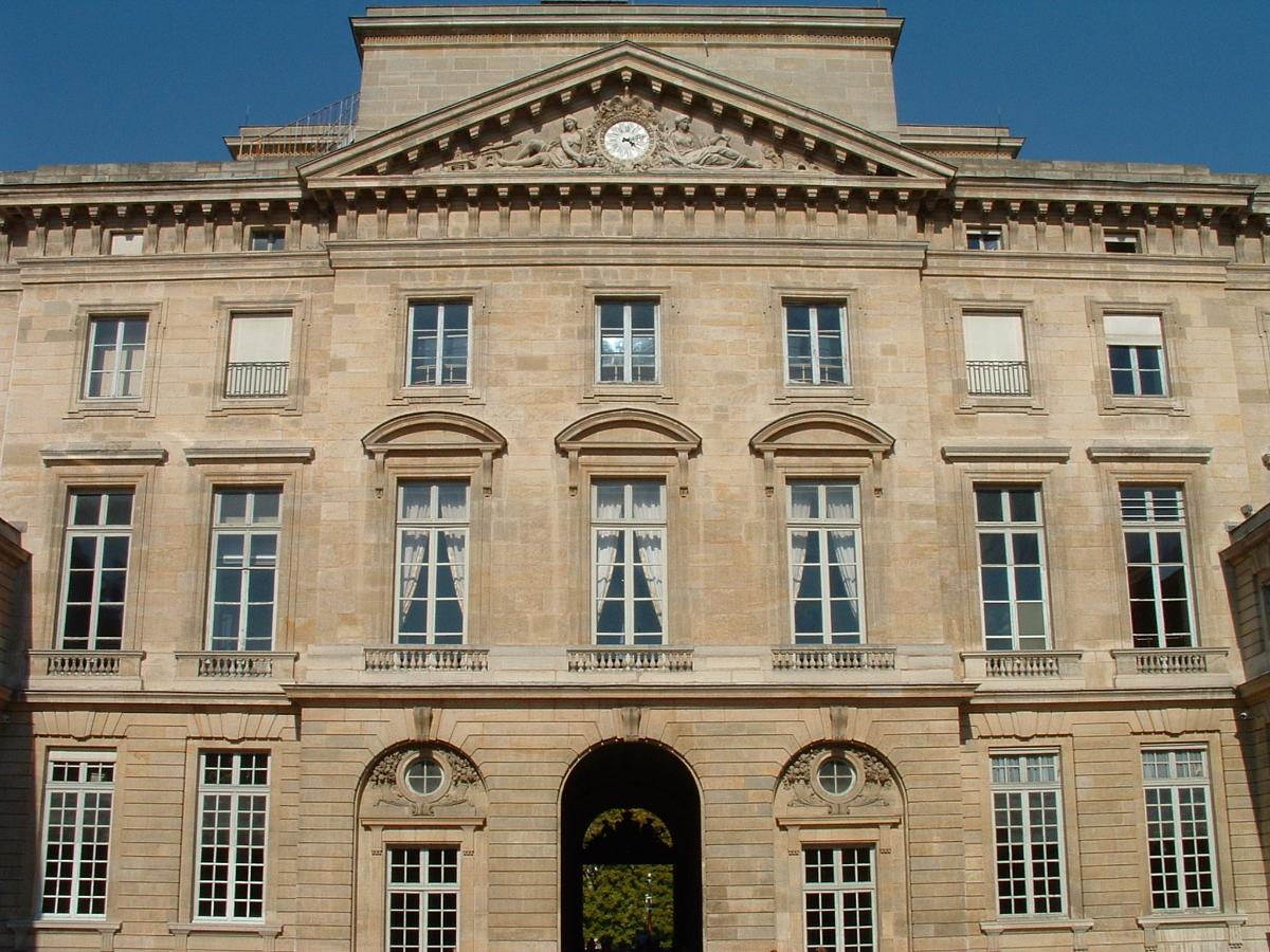Paris - Hôtel de la Monnaie - Façade côté cour 