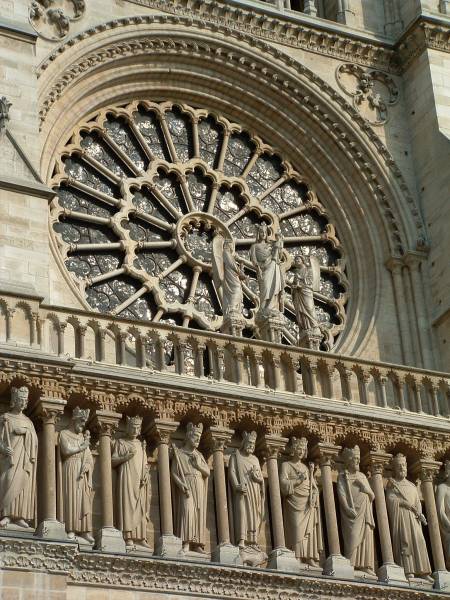 Notre-Dame de ParisRose occidentale, Notre-Dame et la galerie des Rois 
