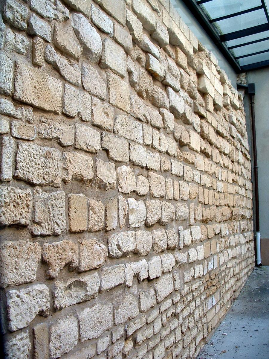 Stadtmauern von Philippe Auguste in Paris 