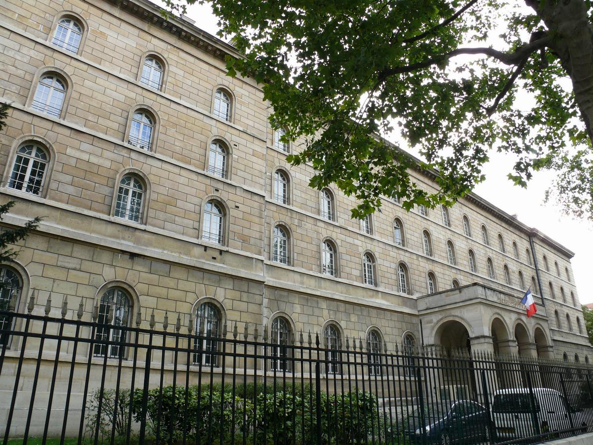 Hôtel des Finances (ancien séminaire Saint-Sulpice) 