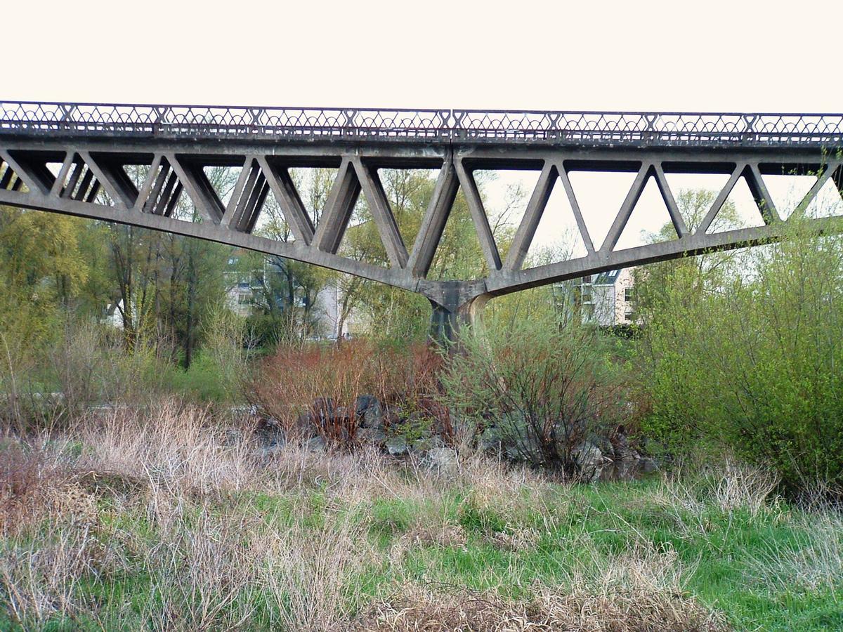 Boutiron Bridge, Vichy 
