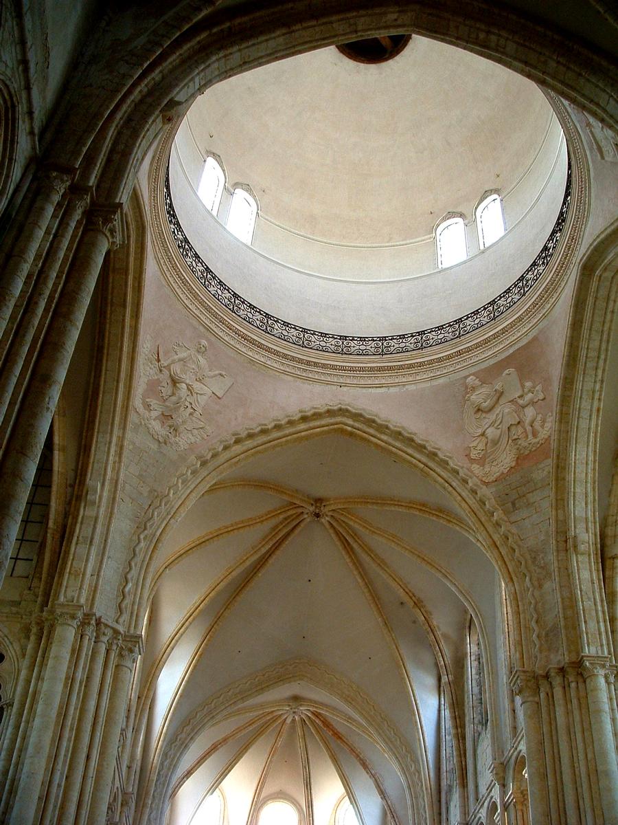 Provins - Eglise Saint-Quiriace - Coupole et voûtes du choeur 