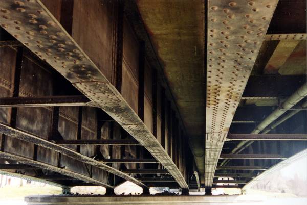 Composite bridge at Pont-sur-Yonne 