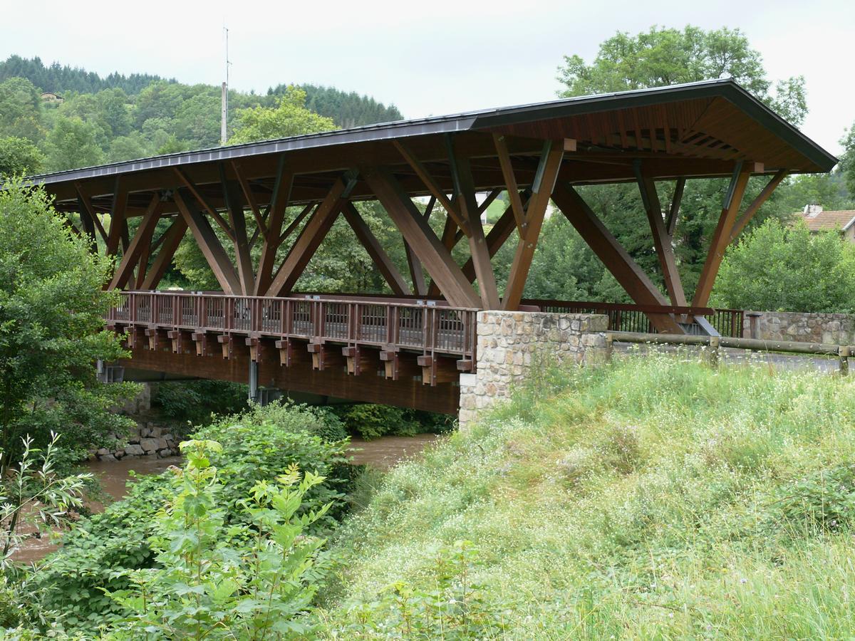 Saint-Gervais-sous-Meymont Bridge 