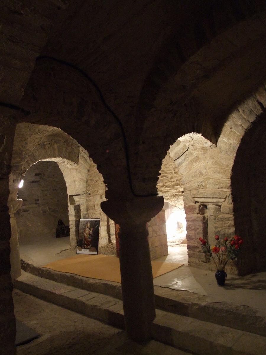 Abbaye de Saint-Martin-du-Canigou - L'abbatiale - Crypte - Partie la plus ancienne 