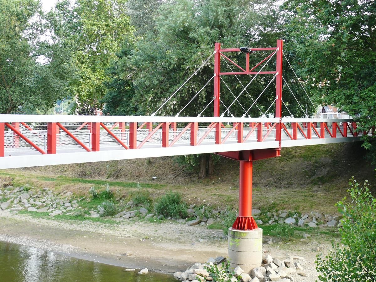 Friendship Footbridge 