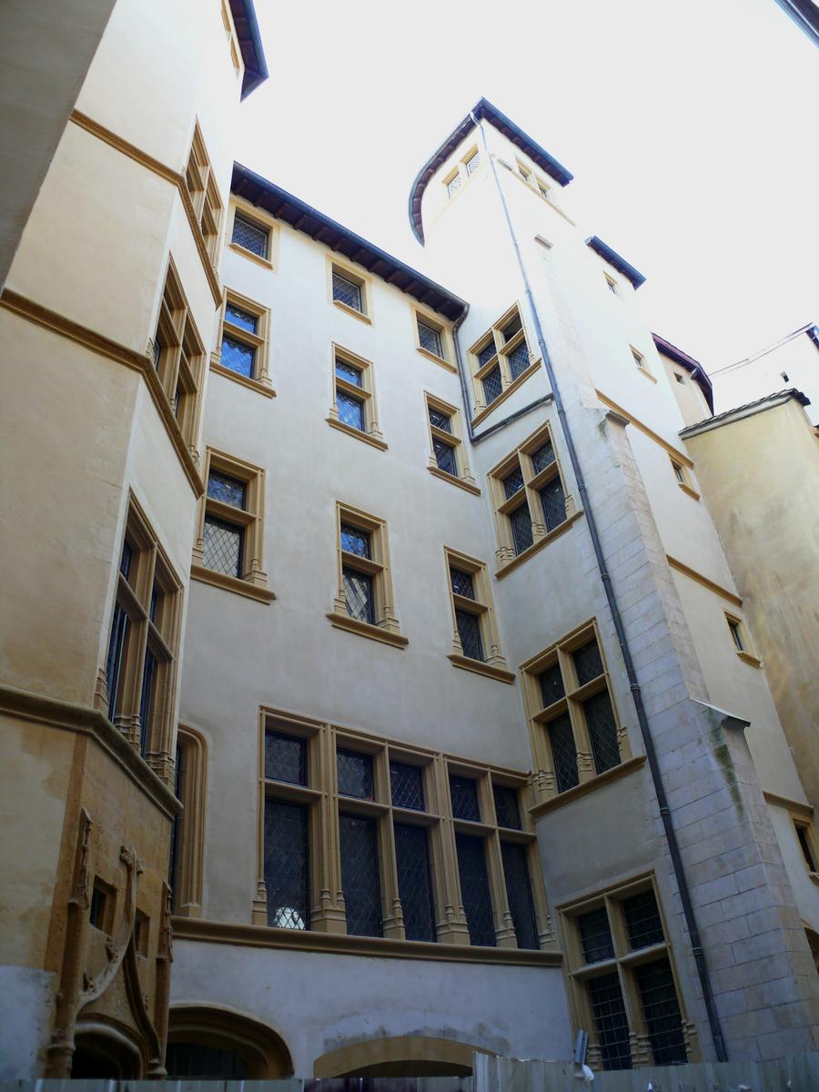 Lyon - Musée d'histoire de la ville de Lyon - Musée des marionnettes du monde 