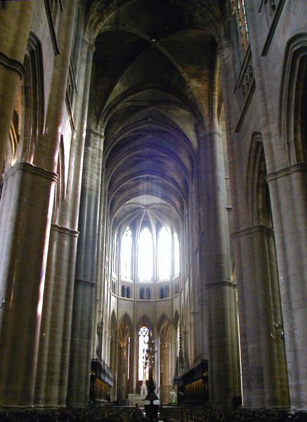 Cathédrale Notre-Dame de Rodez.Nef 