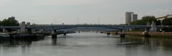 Pont Boieldieu sur la Seine à Rouen 