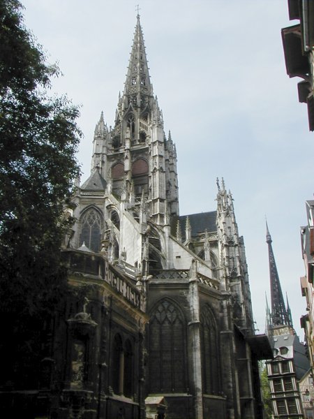 Eglise Saint-Maclou à Rouen.Chevet 