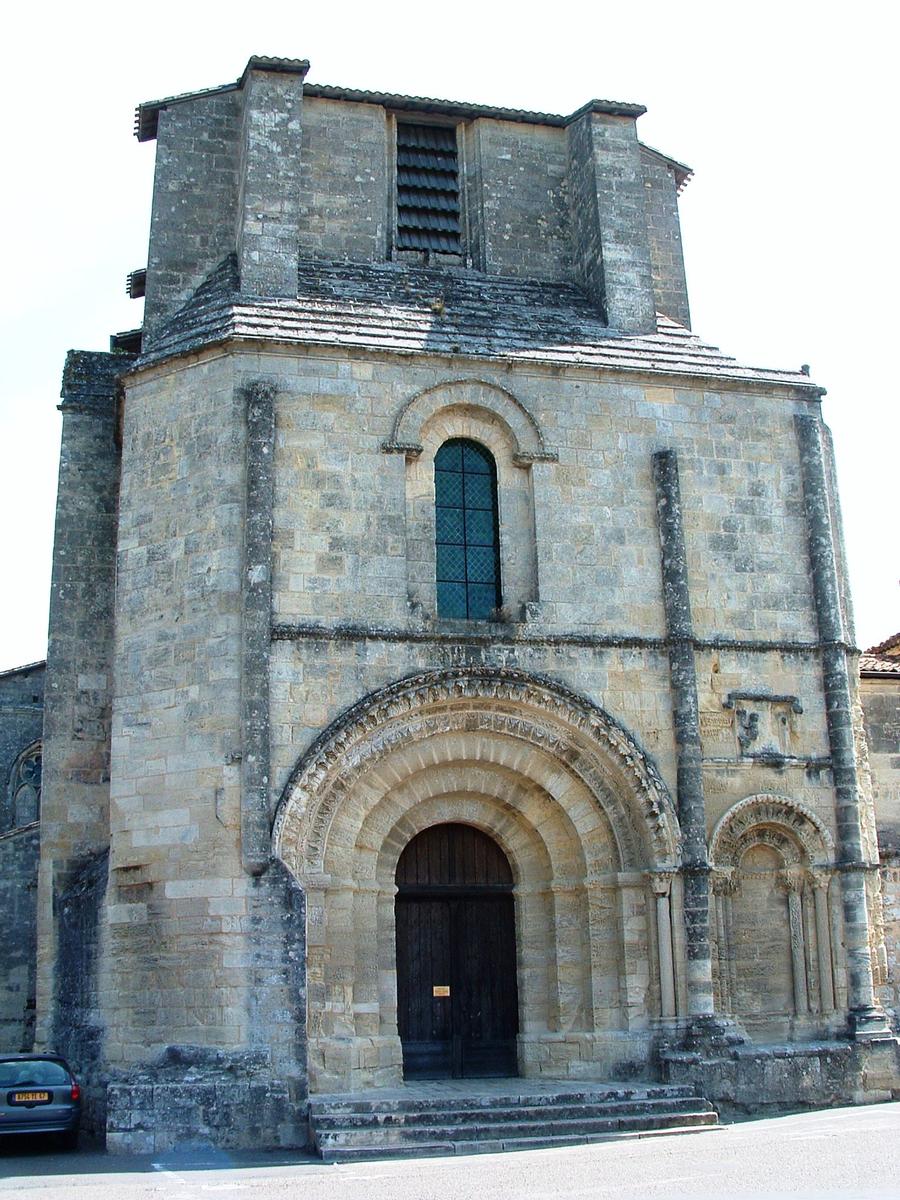 Saint-Emilion - Eglise collégiale - Façade occidentale de la partie romane de l'église 