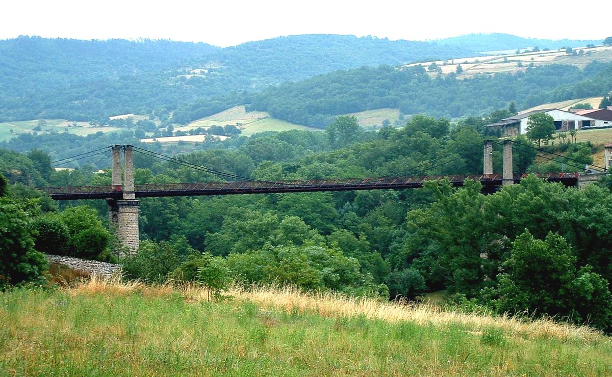 Pont suspendu de Saint-IlpizeEnsemble 