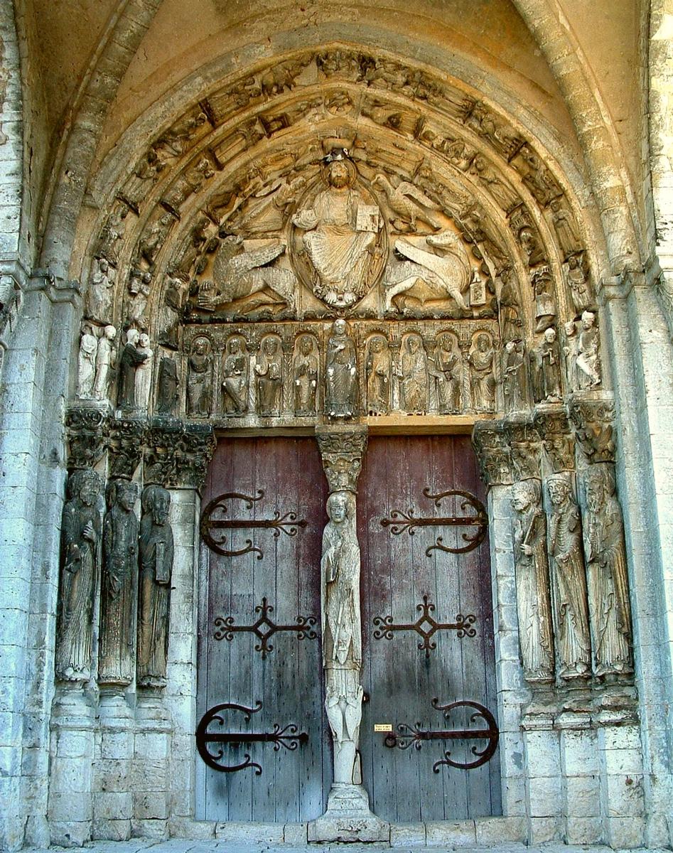 Saint-Loup-de-Naud Priory 