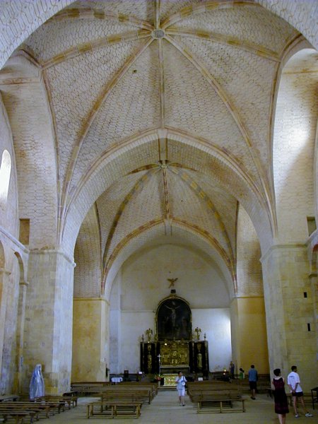 Abbaye de Saint-Avit-Sénieur.Nef de l'église 