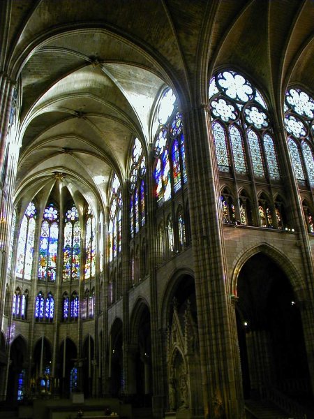 Abteikirche Saint-Denis. Chor und südliches Querschiff 