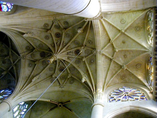 Saint-Etienne-du-Mont Church.Vault of the transept 