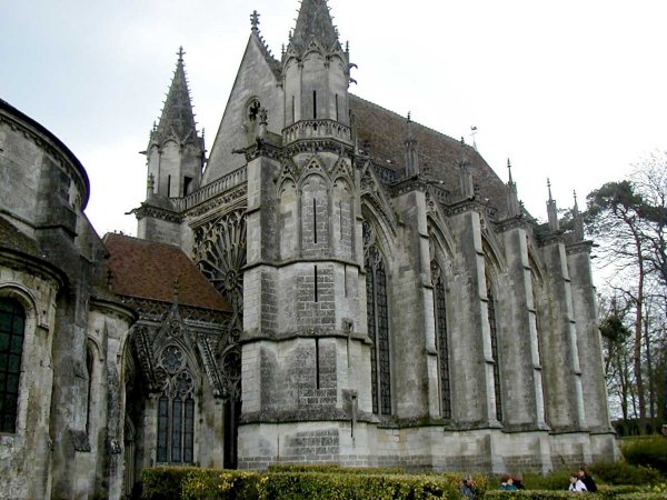 Abbatiale Saint-Germain-de-Fly.Sainte Chapelle 