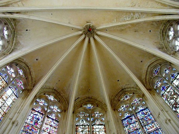 Abbatiale Saint-Germain-de-Fly.Voûte de l'abside 