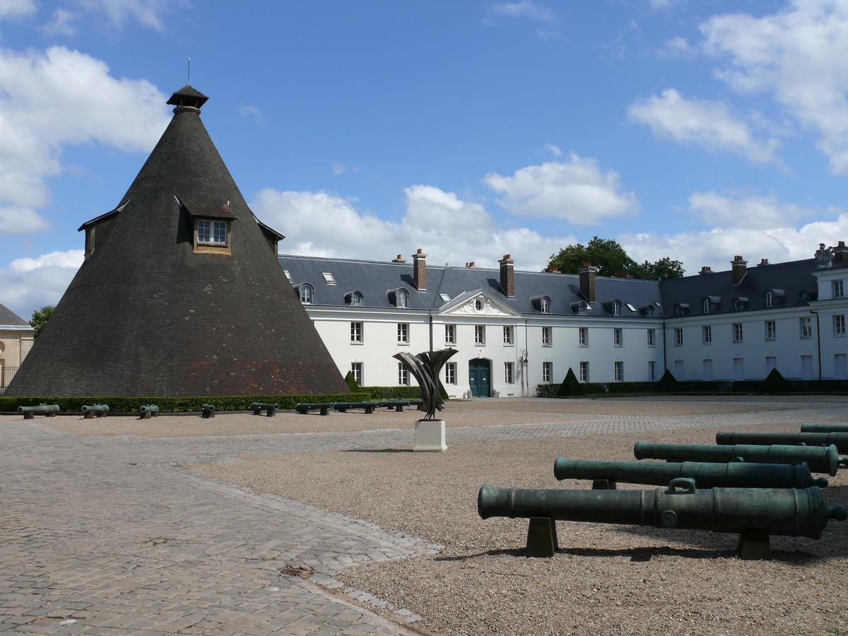 Le Creusot - Château de la Verrerie 