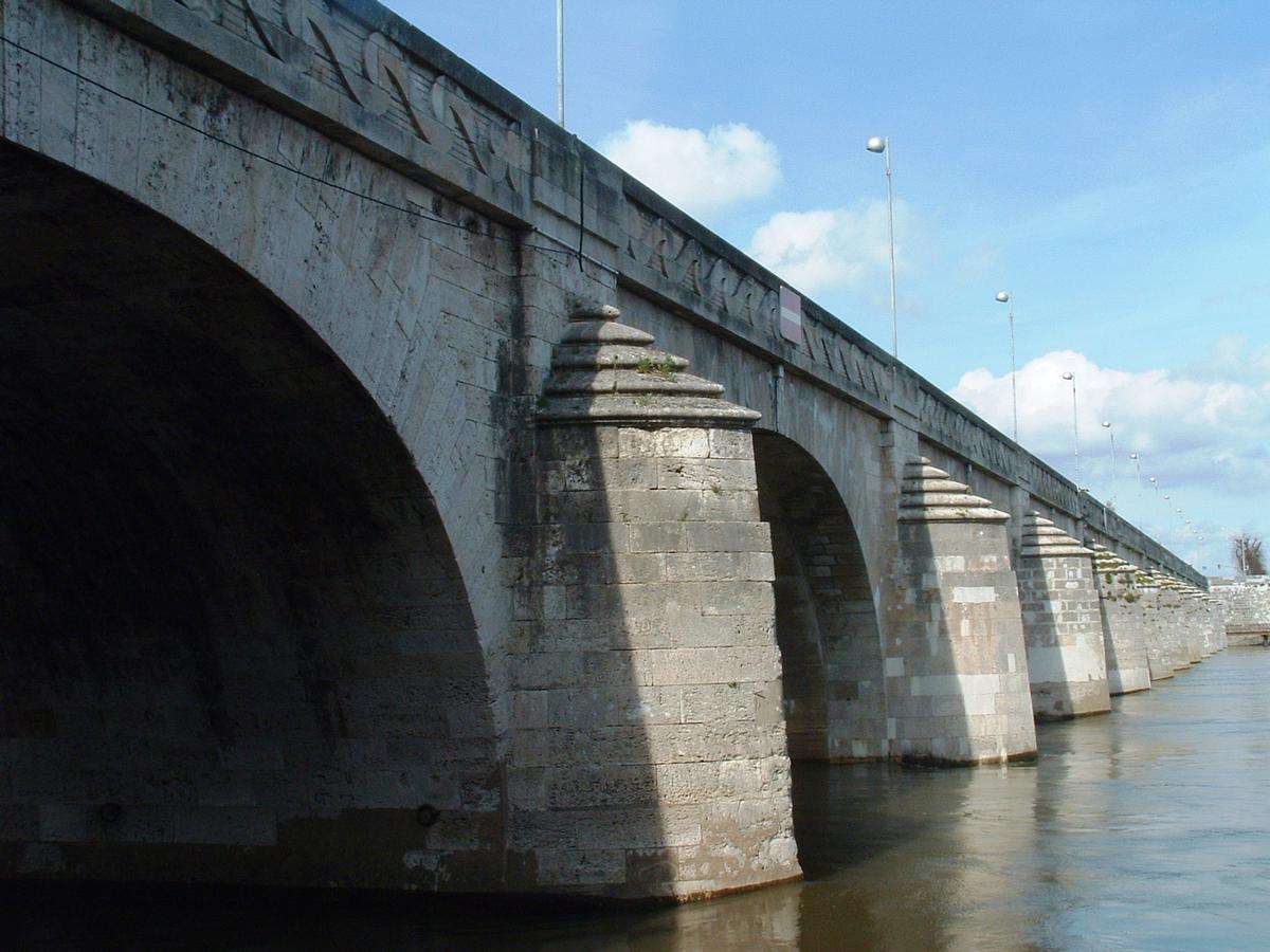 Saumur - Pont Cessart - Pont sur la Loire - Avant-becs 