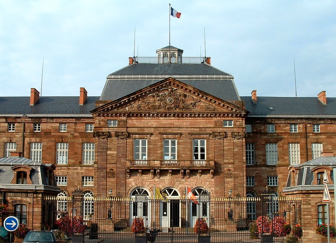 Palais des archevêques de Strasbourg, SaverneFaçade côté ville 