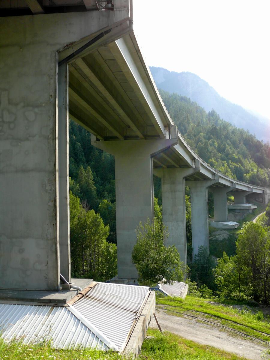 Fourneaux - Viaduc de Charmaix pour l'accès au tunnel routier du Fréjus 