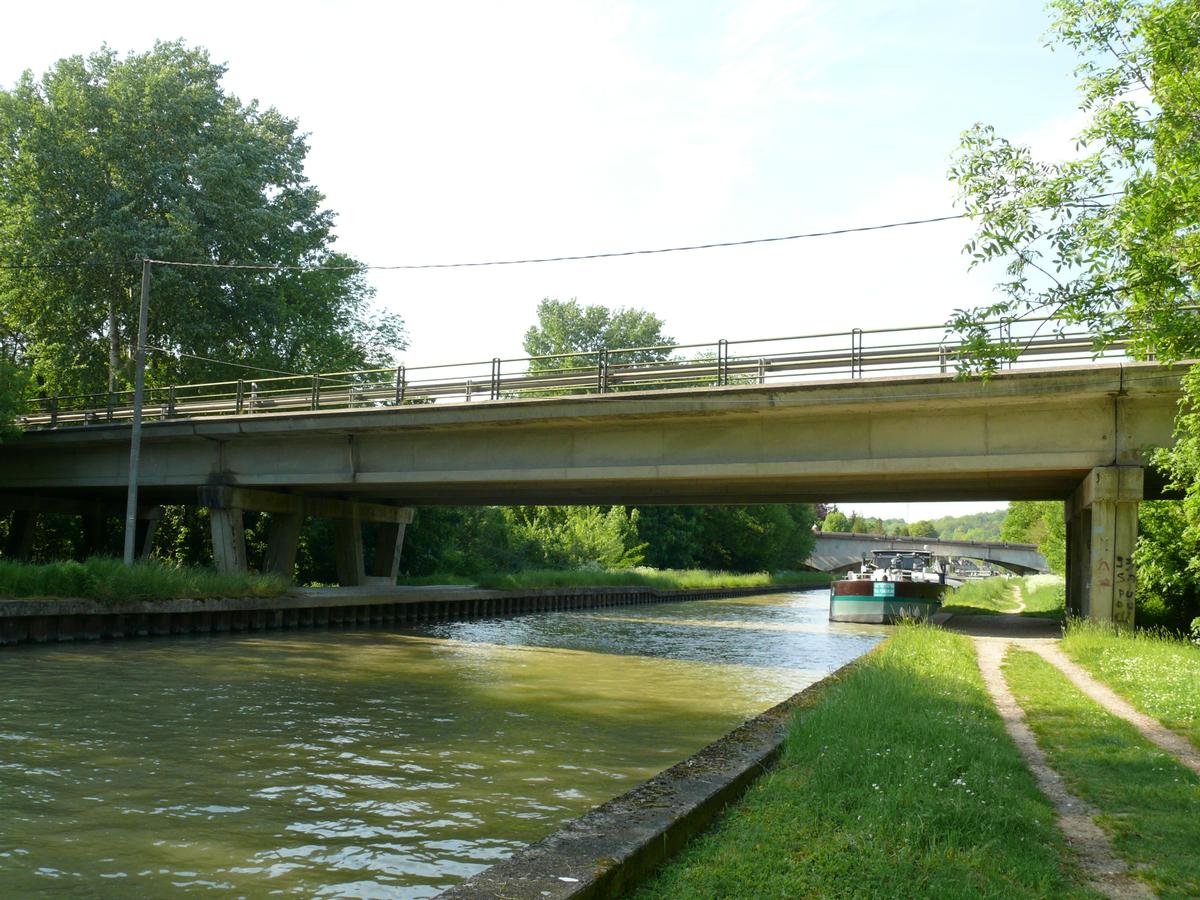 Viaduc de Moret-sur-Loing - Franchissement du canal du Loing 