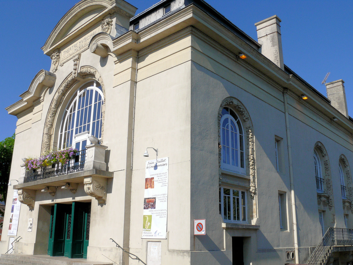 Municipal Theater 