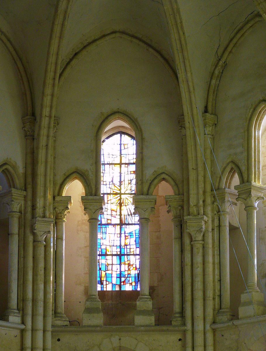 Eglise Notre-Dame-de-la-Nativité - Nef - Fenêtre du choeur 