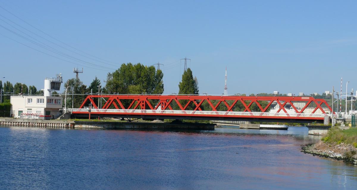 Red Bridge 