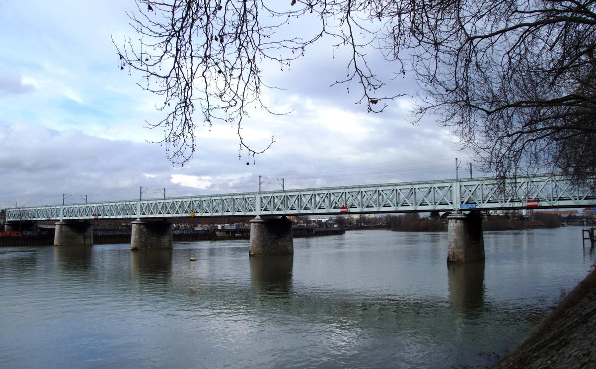 Eisenbahnbrücke Saint-Ouen über die Oise 