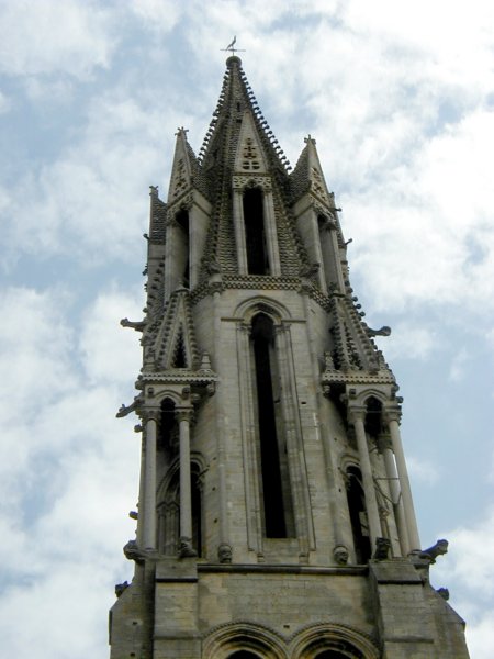 Cathédrale Notre-Dame de Senlis.Flèche de la tour sud 