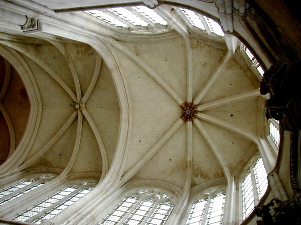 Cathédrale Notre-Dame de Senlis.Voûte du choeur 