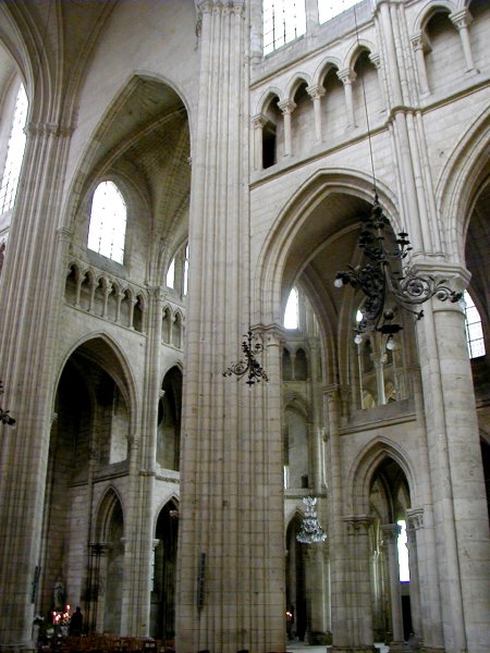 Cathédrale de Soissons.Croisé du transept sud 