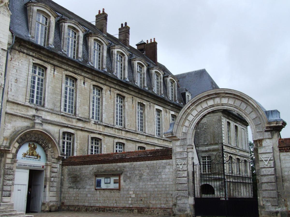 Musée départemental de l'abbaye de Saint-Riquier - Entrée 