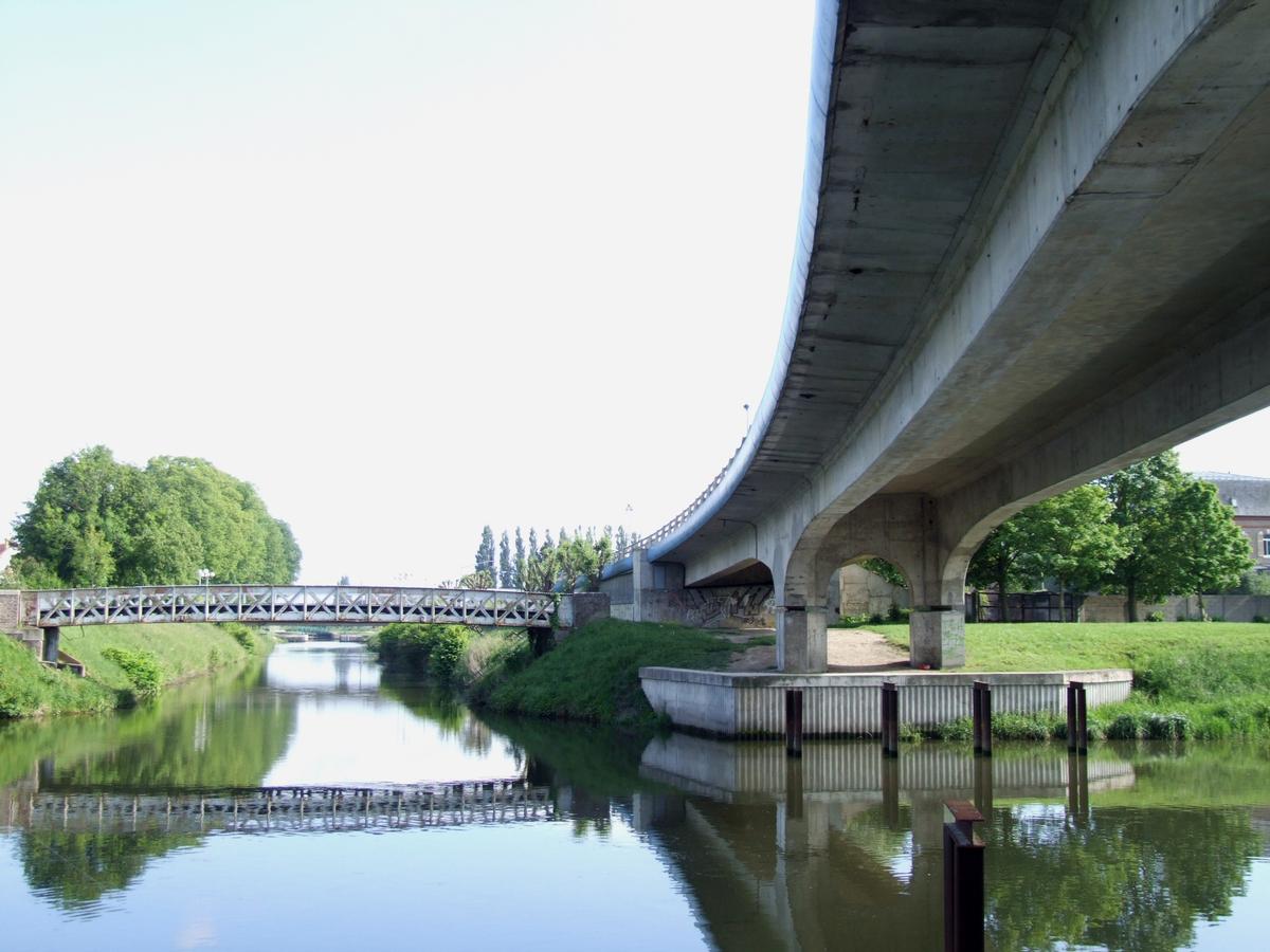 Viaduc d'Abbeville (CD928, prolongement du boulevard Voltaire) et le pont Hocquet 