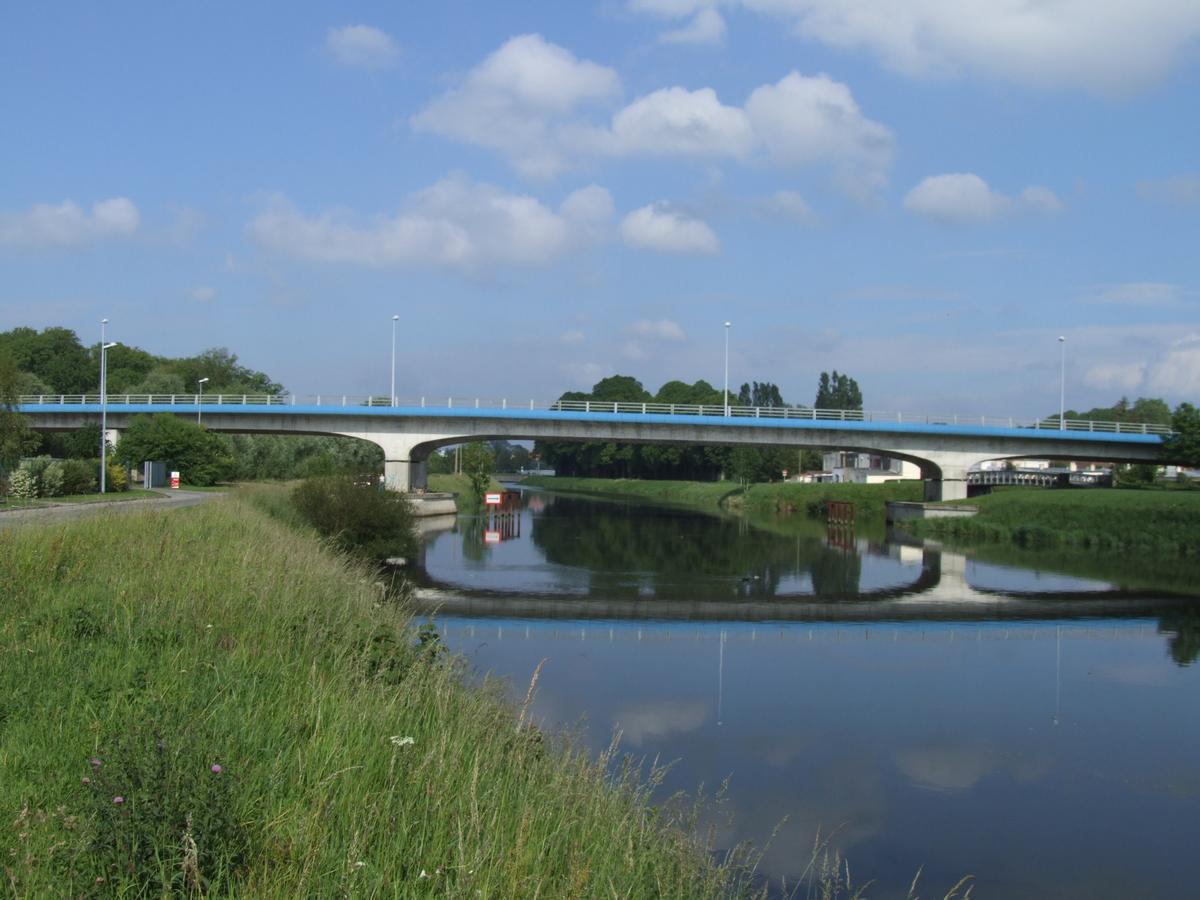 Viaduc d'Abbeville (CD928, prolongement du boulevard Voltaire) 