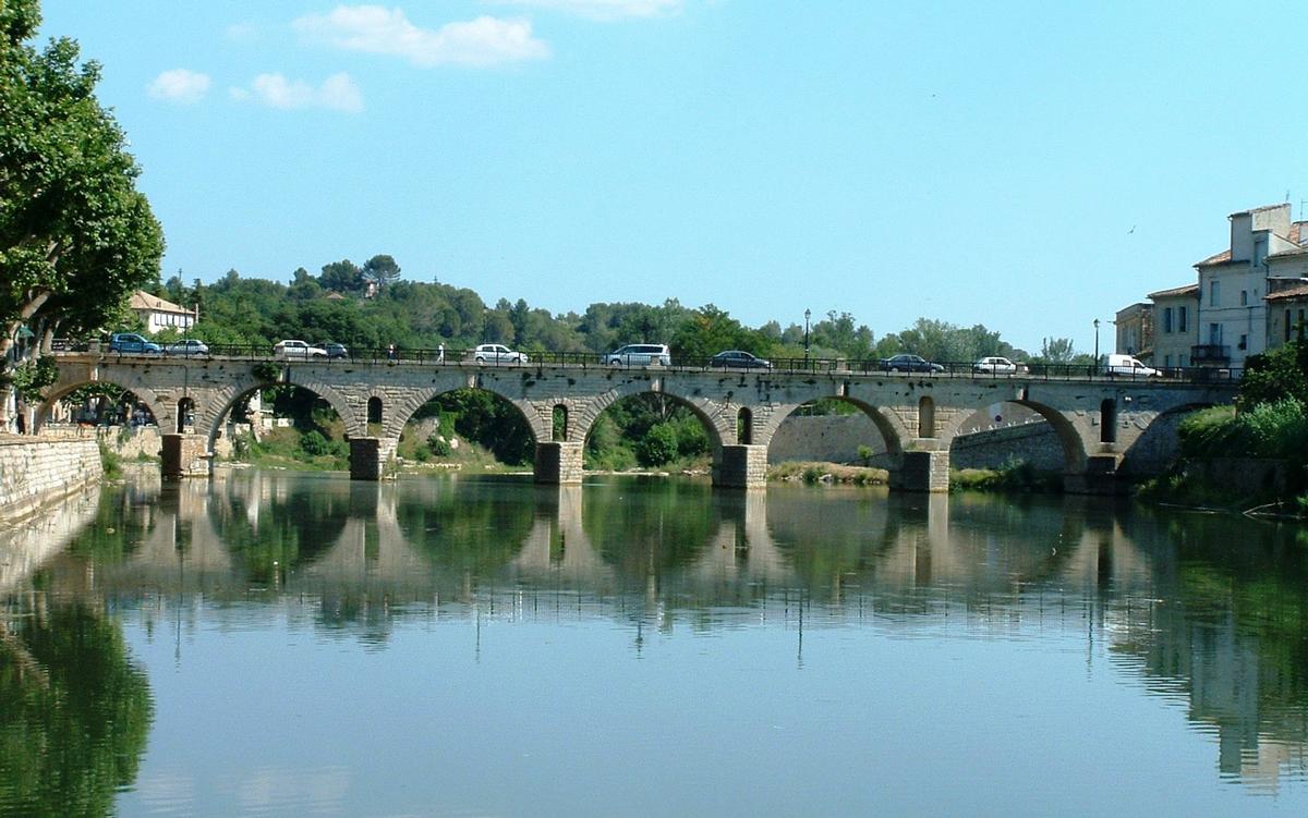Sommières - Pont romain sur le Vidourle - Ensemble vu de l'amont 