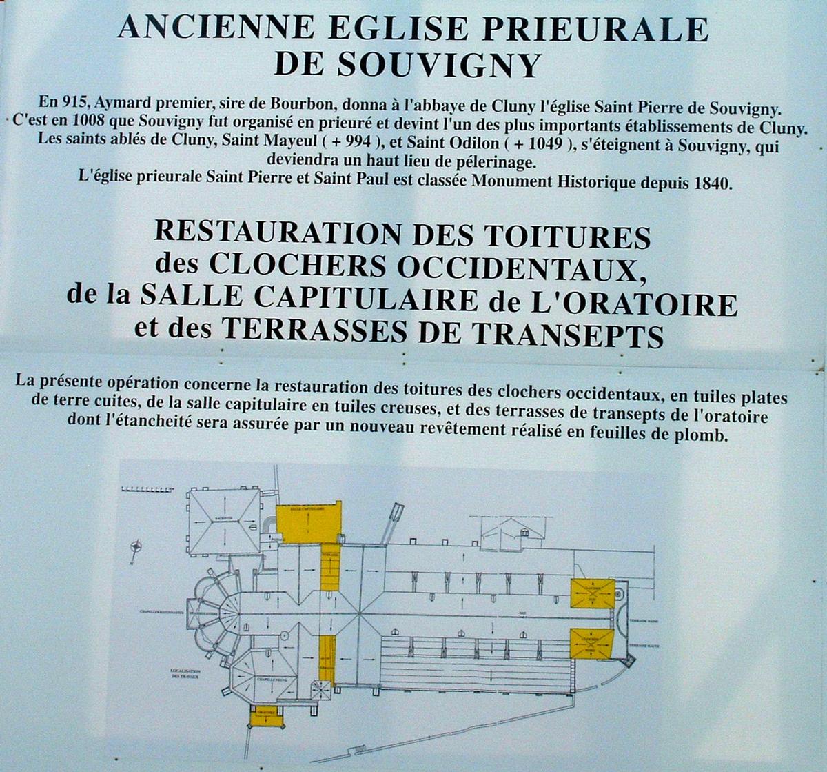 Souvigny - Eglise Saint-Pierre-et-Saint-Paul - Panneau d'information sur la restauration de l'église en cours en 2005 