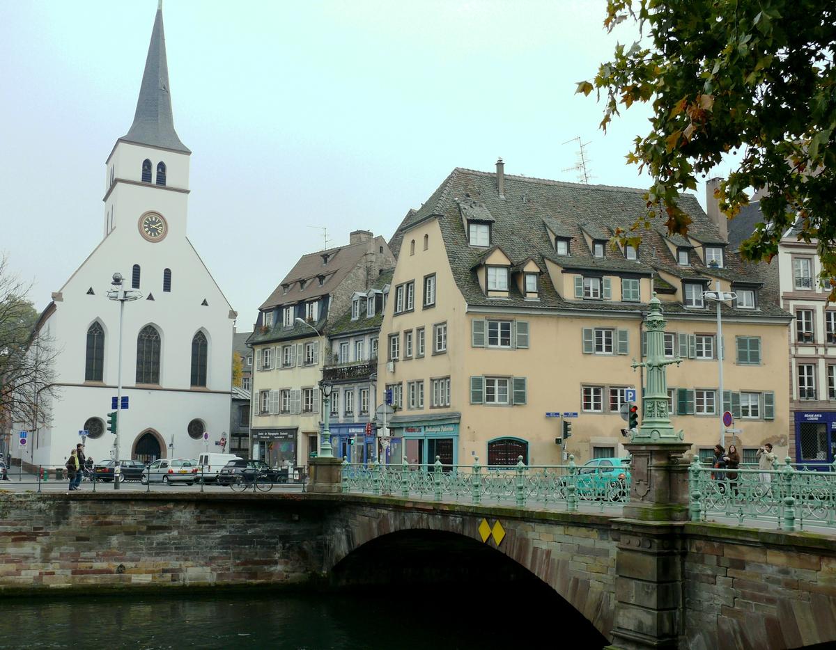 Strasbourg - Eglise protestante Saint-Guillaume et pont Saint-Guillaume 