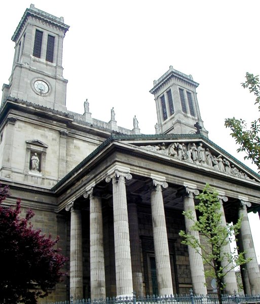 Eglise Saint-Vincent-de-Paul à Paris.Façade 
